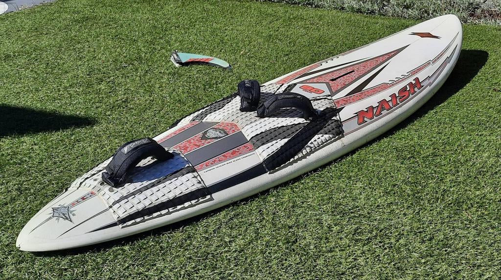 Naish Global Waveboard 237/80L, Watersport en Boten, Windsurfen, Ophalen, Gebruikt, Minder dan 250 cm, Met vin(nen)