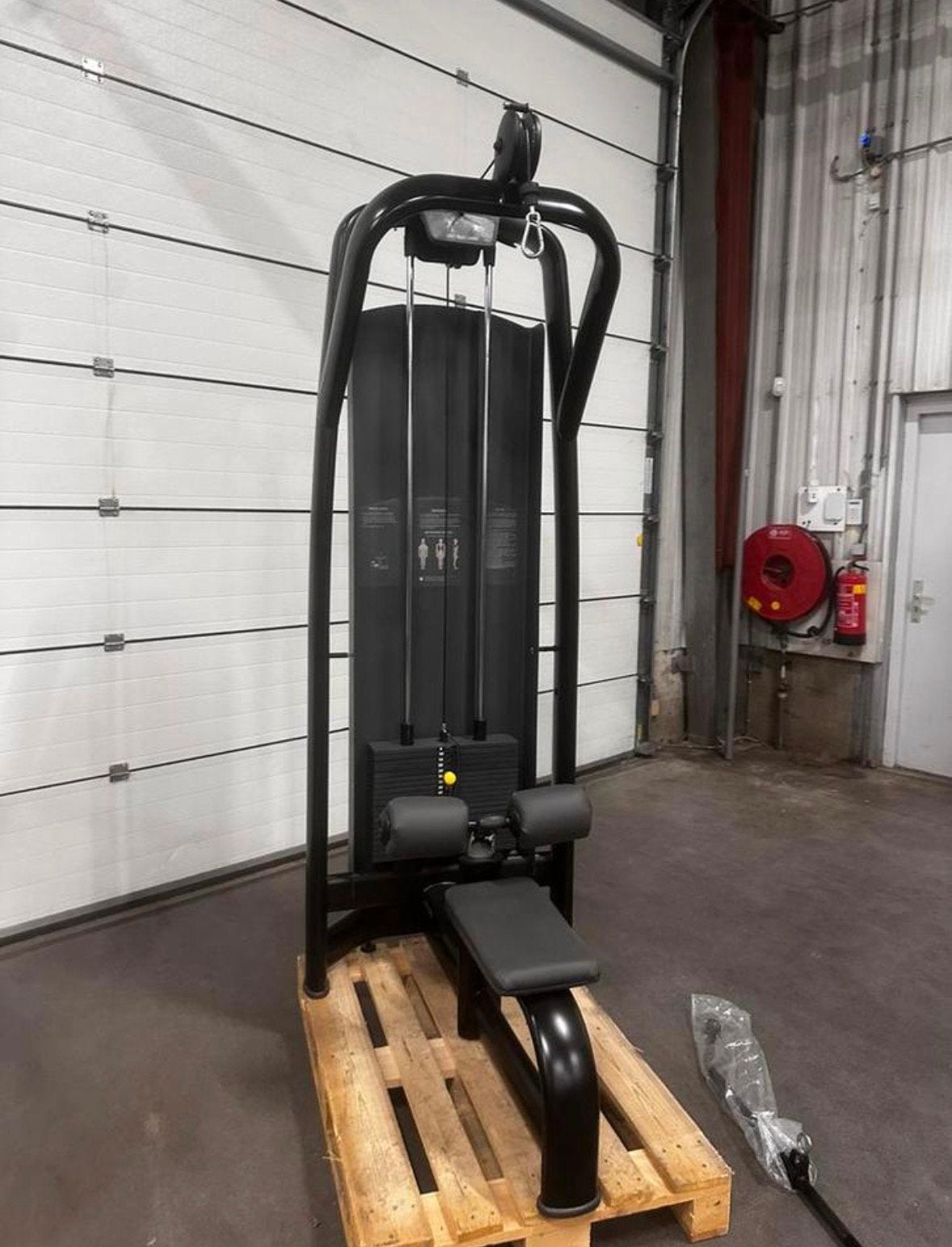 Technogym Selection Line Lat Pulley met 100kg Steekgewichten, Ophalen, Zo goed als nieuw, Overige typen
