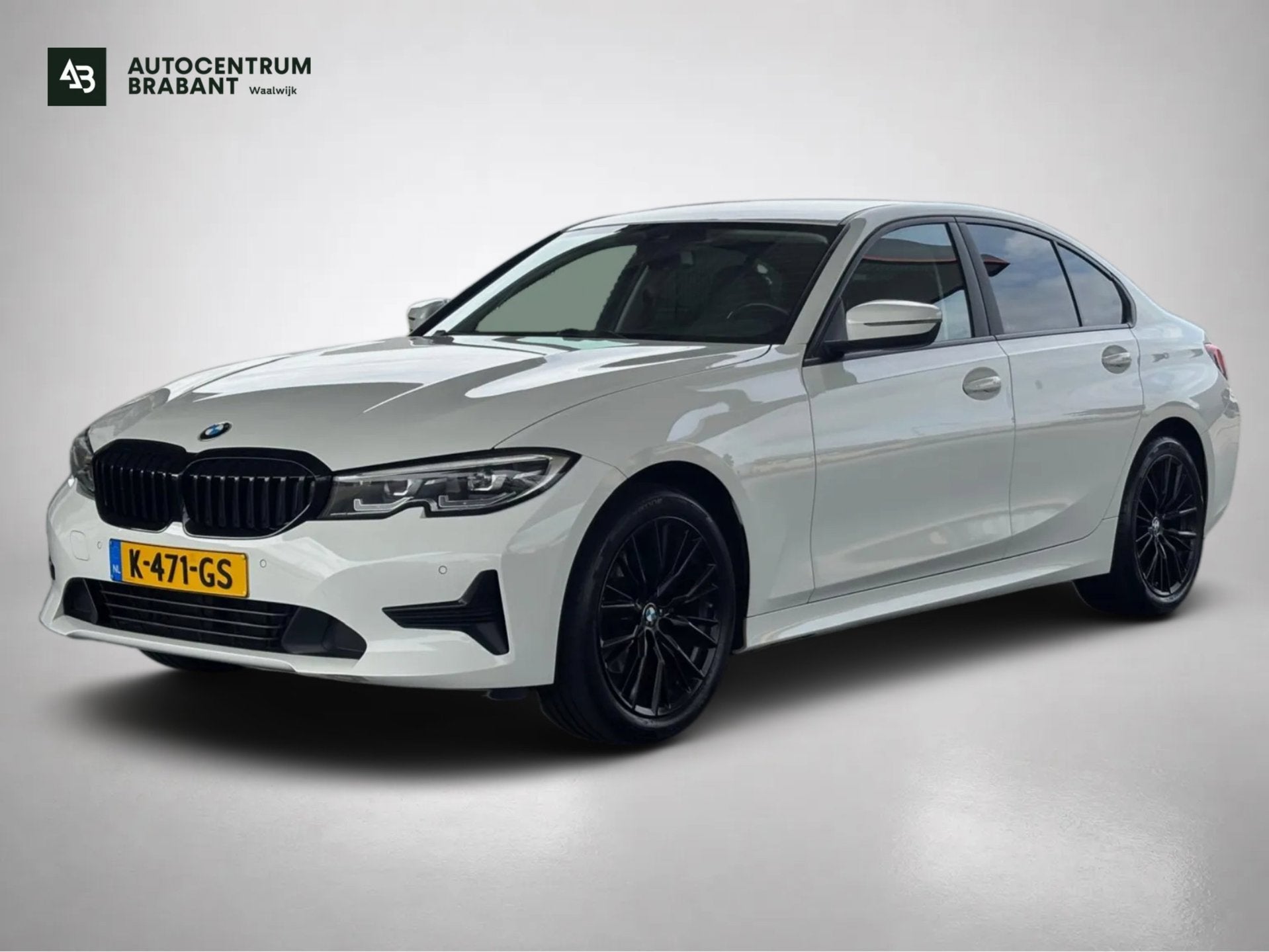 BMW 3-serie 320i High Executive (Goed OndH, Navi Pro, StoelV, Automaat, 1998 cc, Achterwielaandrijving, Gebruikt