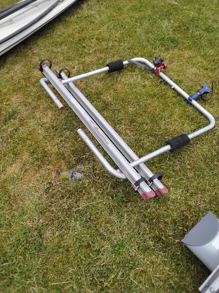 dissel caravan fietsendrager, Auto diversen, Fietsendragers, Gebruikt, Elektrische fiets, Ophalen of Verzenden, Fietsendrager-accessoire