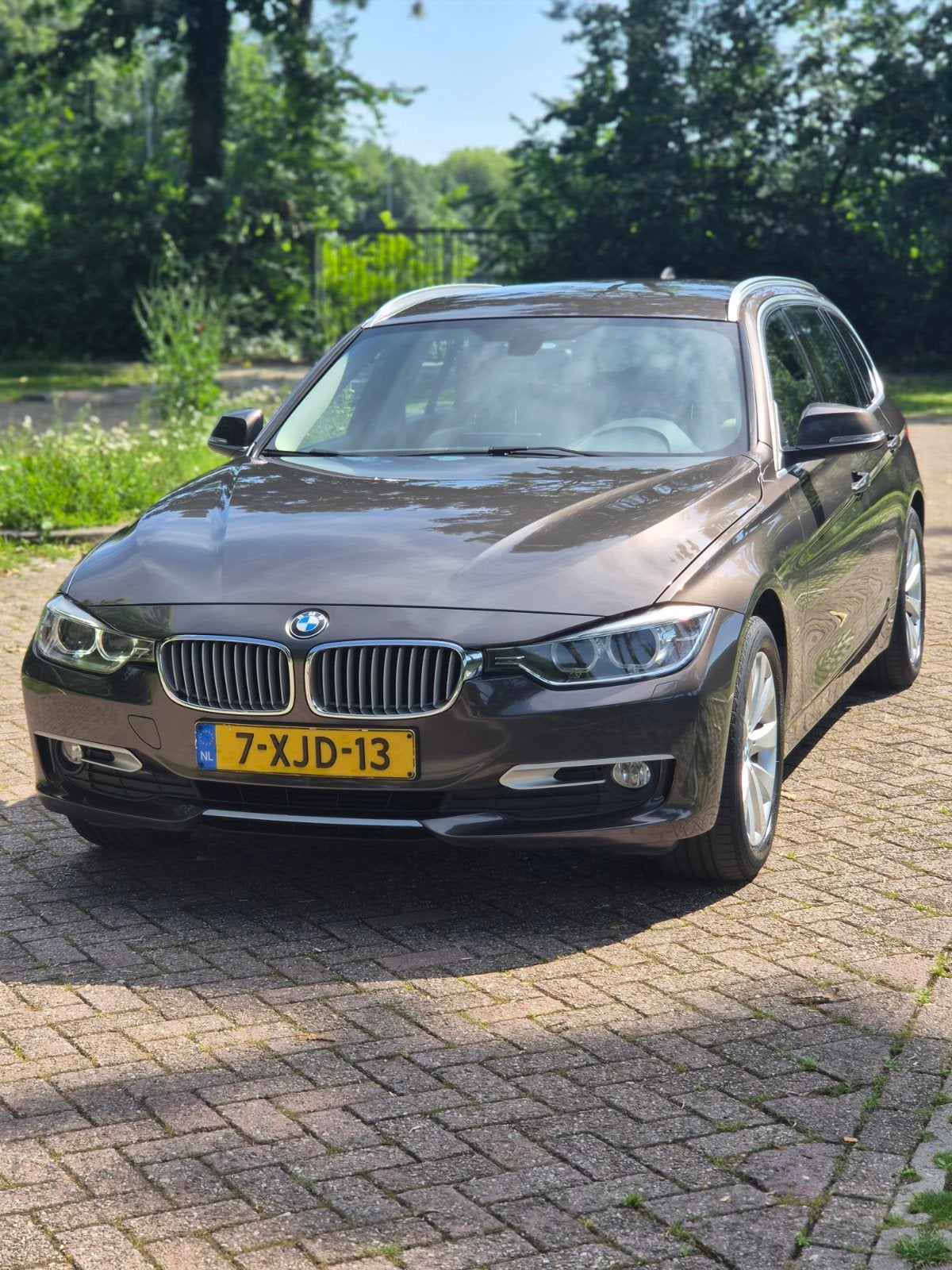 BMW 3-Serie 316i 136pk Aut 2014 Bruin, Auto's, Automaat, Beige, 4 cilinders, Bruin