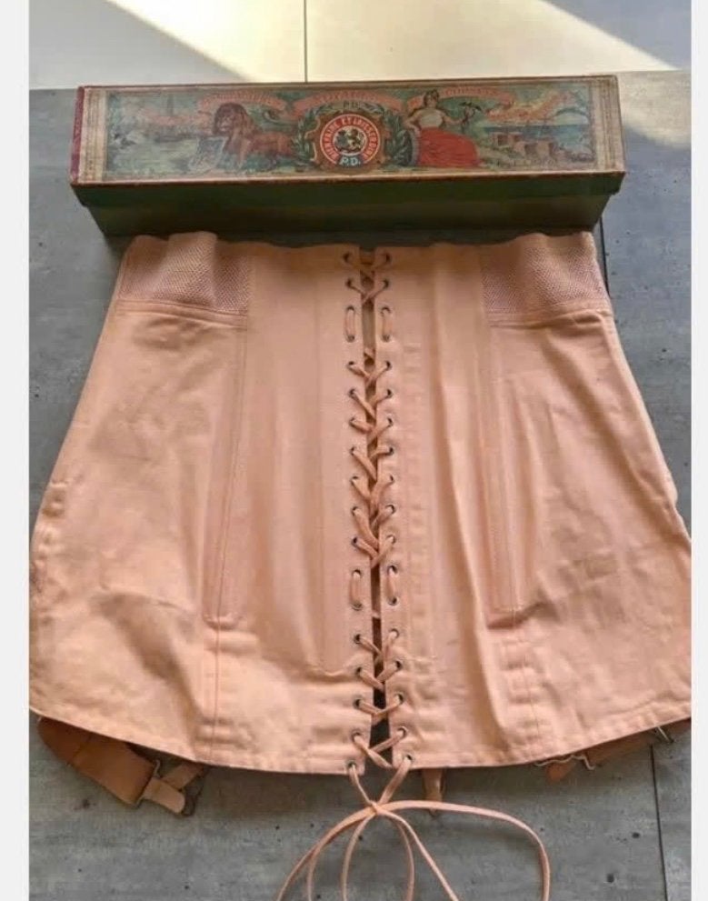 Vintage corset in bijzondere oude doos, Overige kleuren, Ophalen of Verzenden, X, Body of Korset