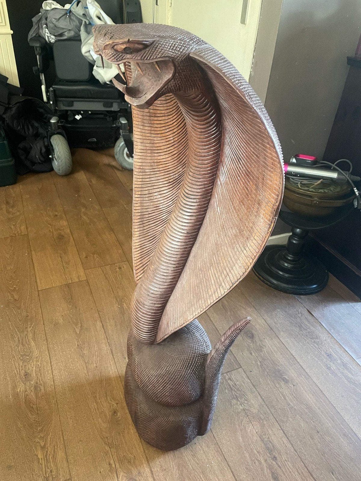 Grote 120 cm houten  COBRA, Ophalen of Verzenden