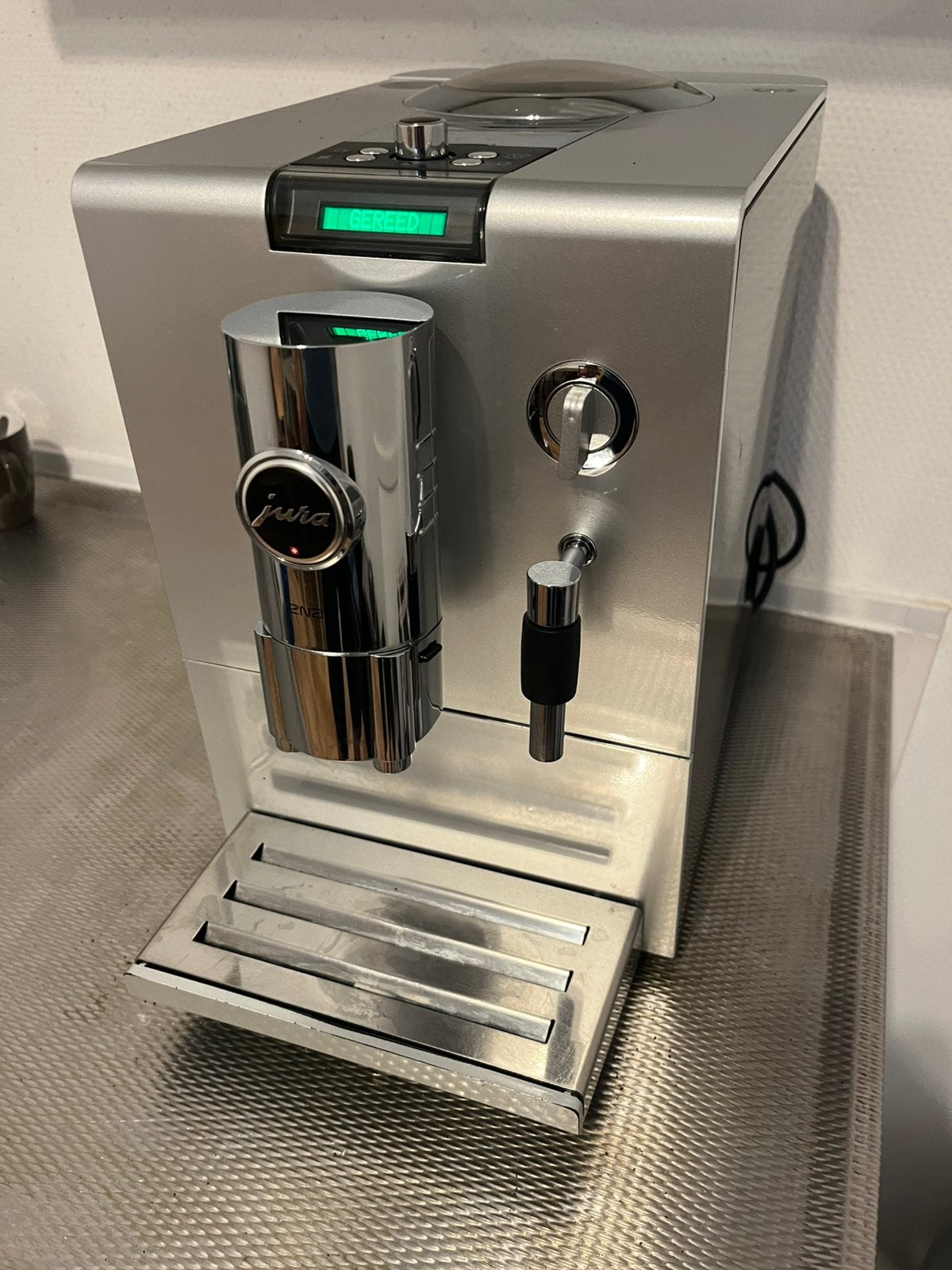 Jura Ena 9 one touch koffiemachine, Gebruikt, Koffiemachine, Ophalen of Verzenden, 2 tot 4 kopjes