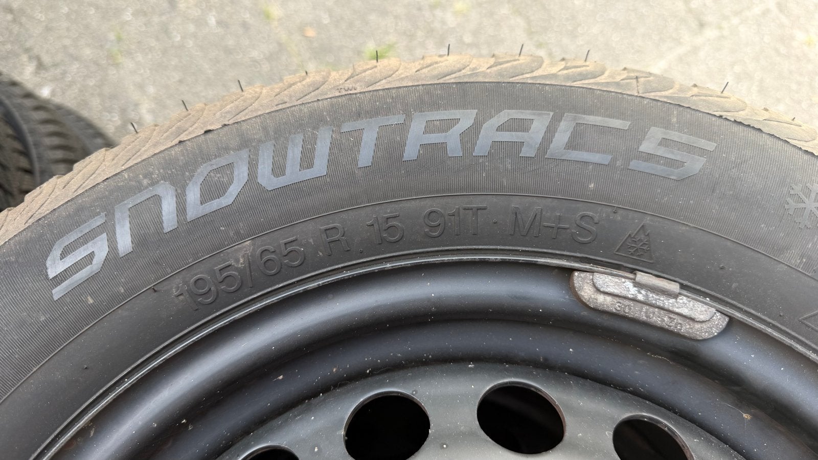 Winterbanden met velgen voor Seat Leon - 195/65 R15, Ophalen