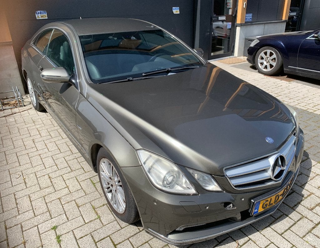 Mercedes-Benz E-Klasse 3.5 E350 CGI Coupe AUT 2010 leder, Auto's, Automaat, Achterwielaandrijving, 1800 kg, Zwart