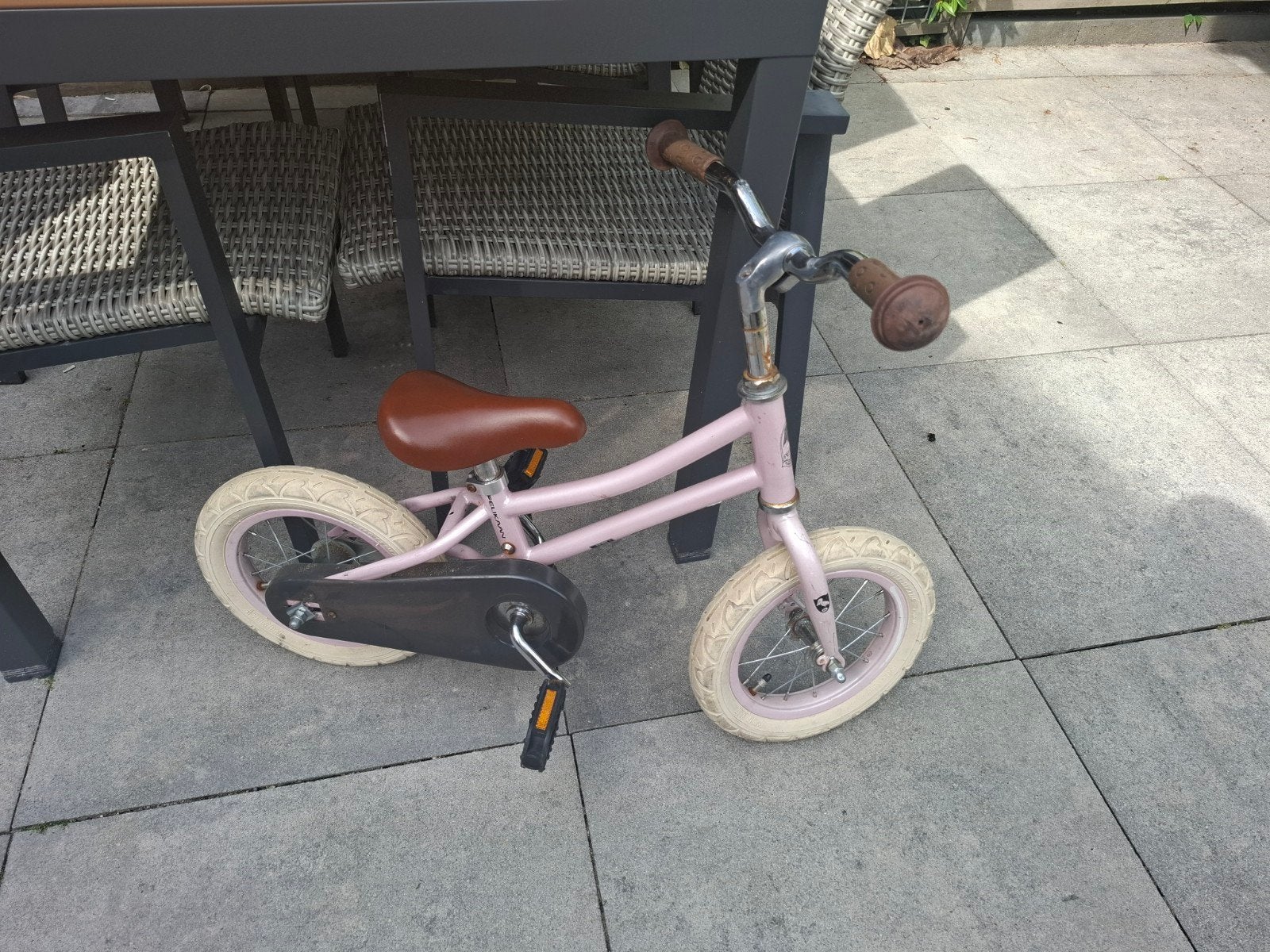 Pelikaan Kinderfiets Roze 12,5 inch, Ophalen, Terugtraprem, Gebruikt, Minder dan 16 inch