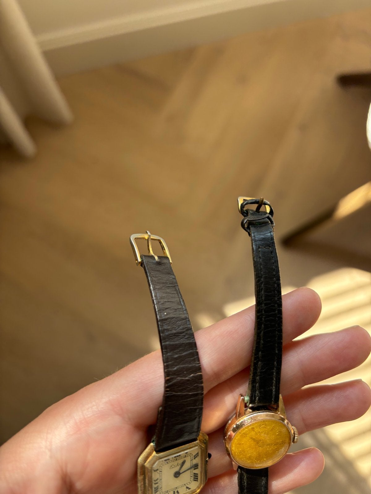 Set van 2 Vintage Dames Polshorloges - Goudkleurig, Sieraden, Tassen en Uiterlijk, Horloges | Antiek, Overige merken, Overige materialen