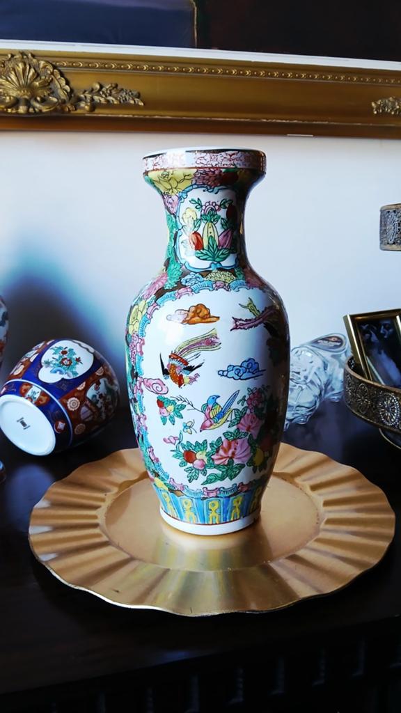 Grote Chinese vaas met kleurrijke decoratie, Ophalen of Verzenden