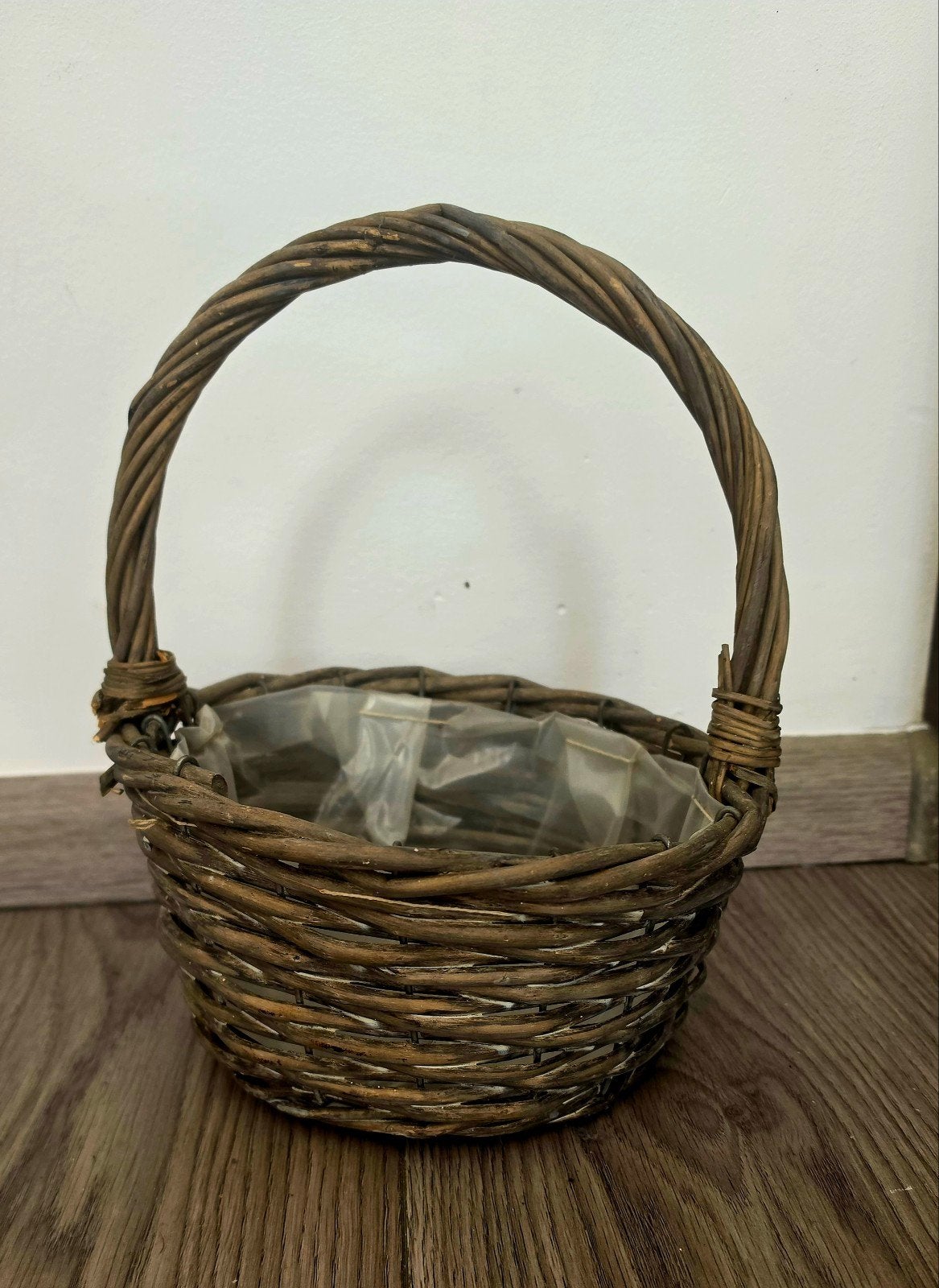 Decoratieve rieten mand met hengsel, Ophalen, Gebruikt, Mand, Rond