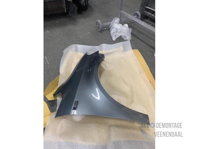 Scherm rechts-voor van een Volkswagen Caddy (R7H), -, Volkswagen, -, Nieuw