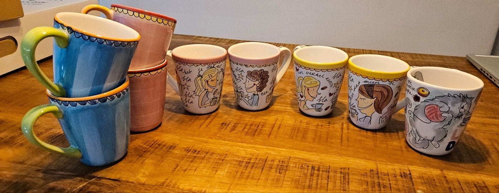 9 Blond Amsterdam Bekers - 5 Verschillende Varianten, Ophalen, Zo goed als nieuw, Kop(pen) en/of Schotel(s), Aardewerk