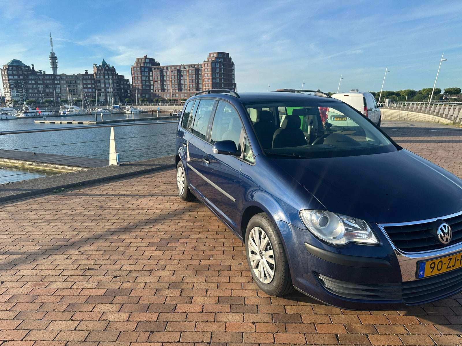 Touran Nieuwe APK, Auto's, Volkswagen, Euro 5, Stof, 4 cilinders, Parkeersensor
