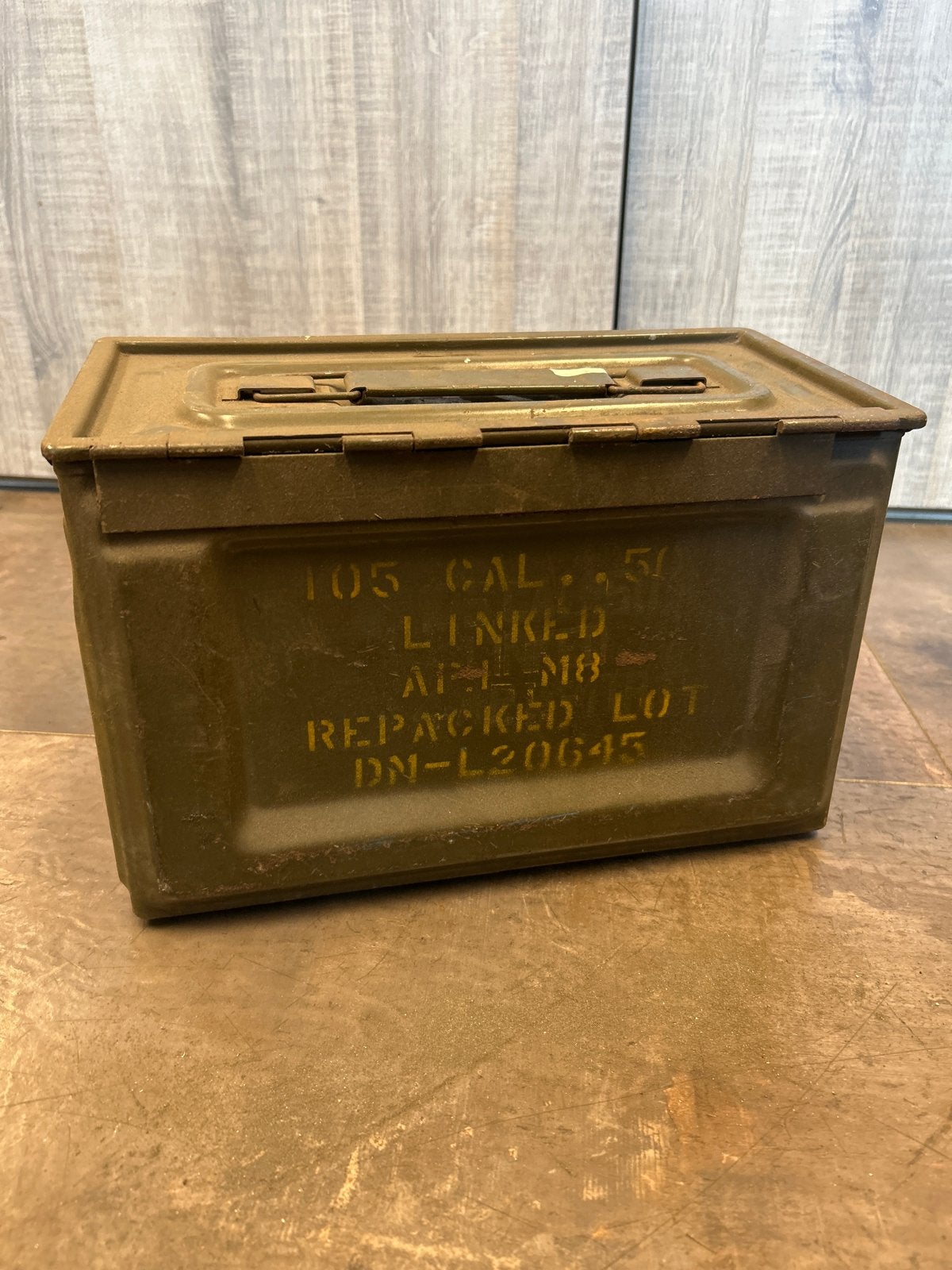 Vintage Munitiekist .50 Cal Linked Ammo Box, Ophalen of Verzenden, Overige soorten, Overige gebieden, Kist of Geocache