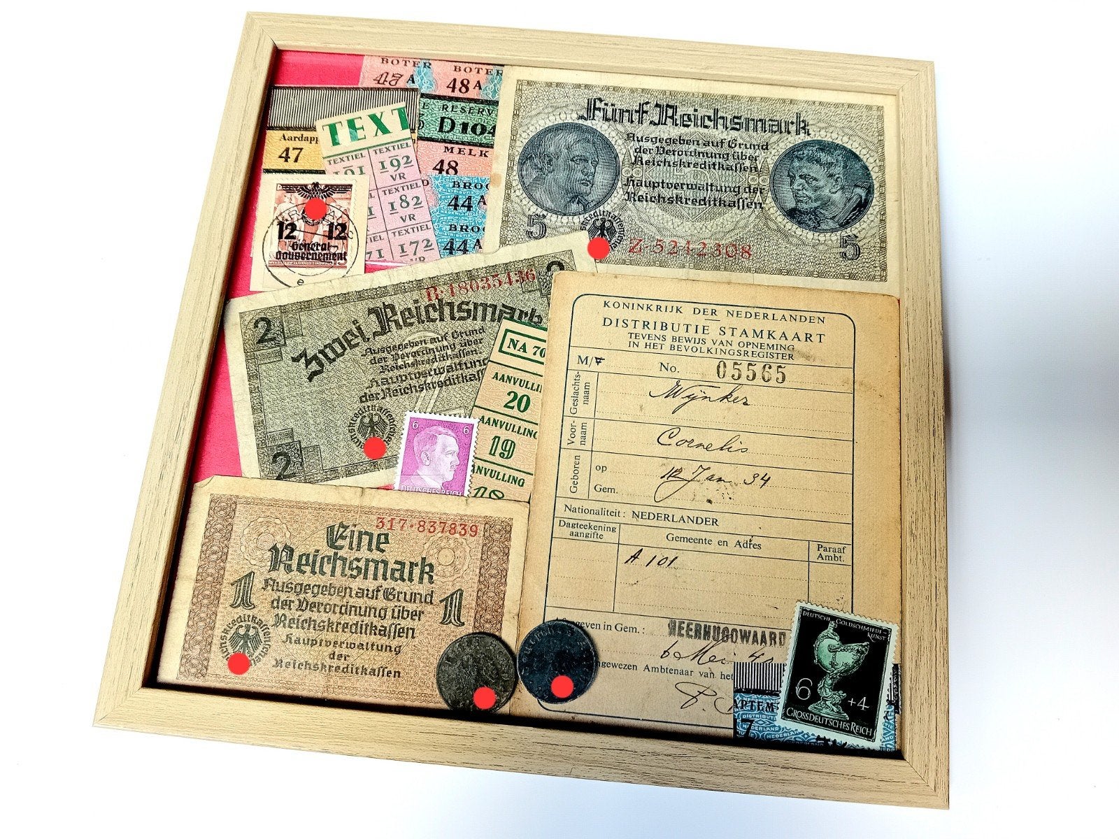 WO2 Ingelijst, Distributie kaart, Reichsmark, Reichspfennig, Ophalen of Verzenden, Landmacht, Nederland, Foto of Poster