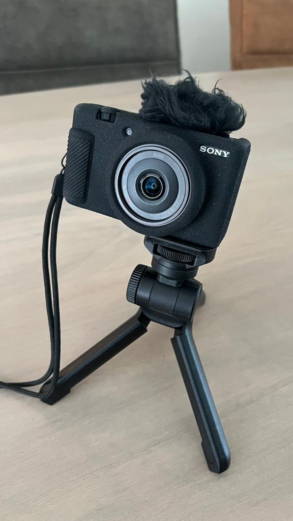 Sony ZV-1F, Audio, Tv en Foto, Fotocamera's Digitaal, Compact, Ophalen of Verzenden, Zo goed als nieuw, 4 t/m 7 keer