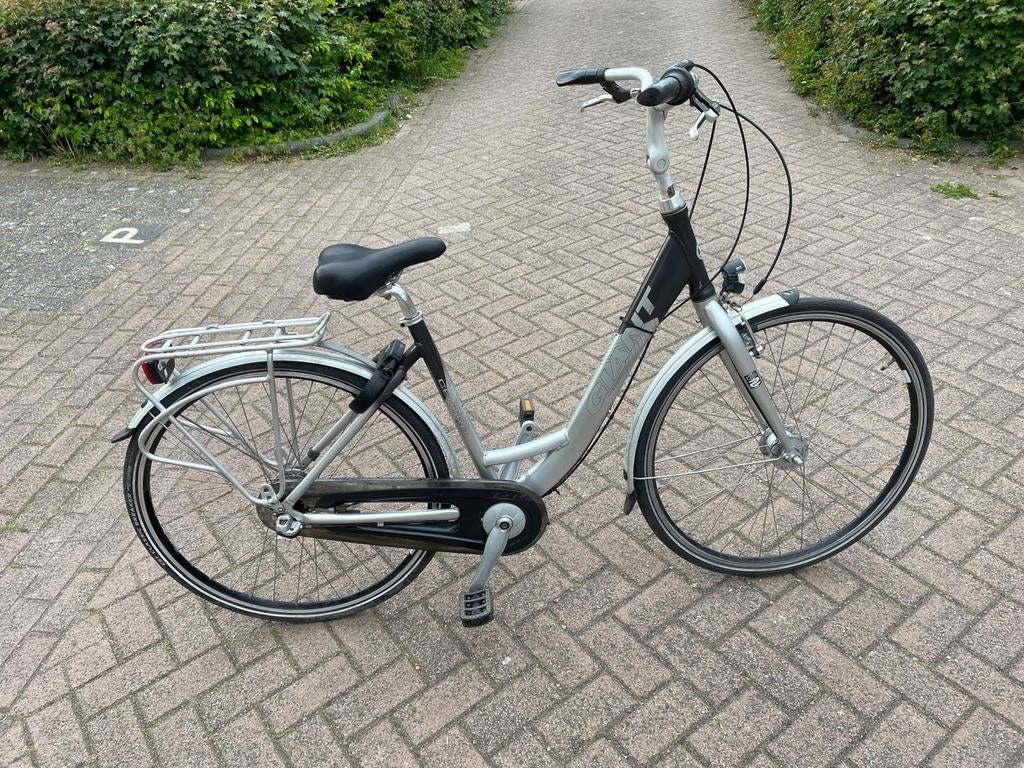 Giant damesfiets te koop, Fietsen en Brommers, Fietsen | Dames | Damesfietsen, Ophalen, Versnellingen, Giant, 53 tot 56 cm