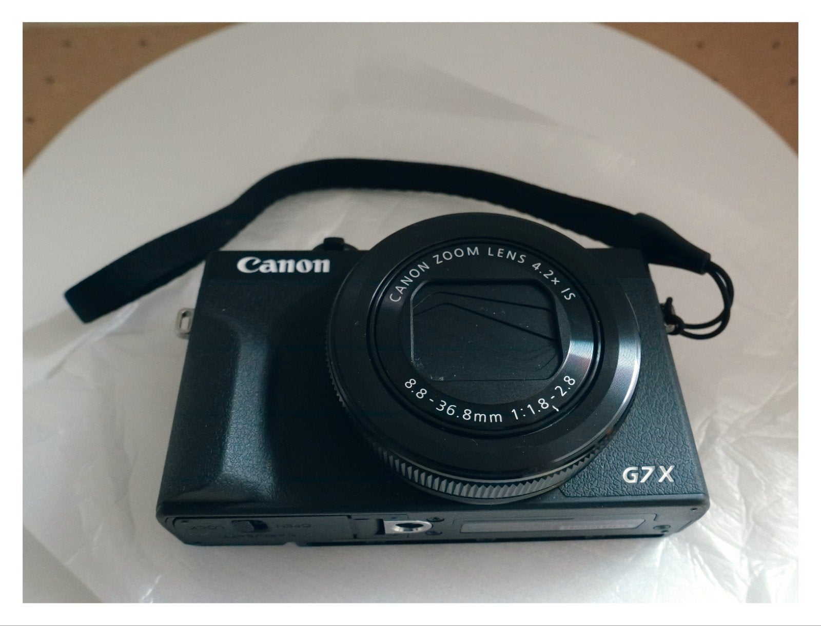 Foto 2 van Canon G7X Mark III
