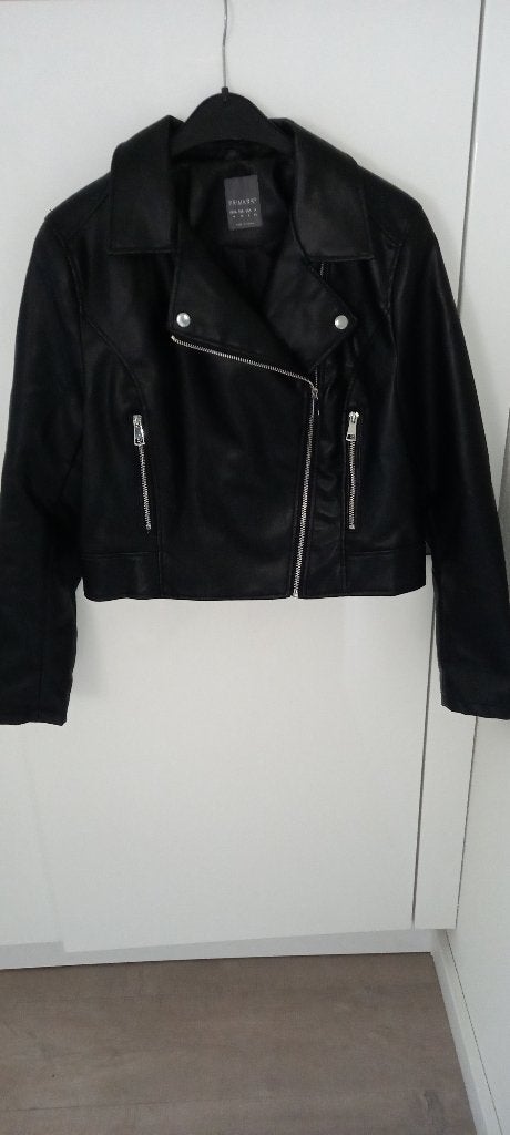 Primark zwart leatherlook jasje gevoerd maat 38., Maat 38/40 (M), Zwart, Ophalen of Verzenden, Zo goed als nieuw
