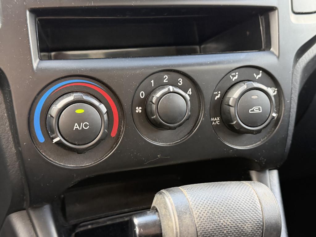 Hyundai Matrix 1.6i Dynamic | Automaat | Airco | Trekhaak, Auto's, Hyundai, Matrix, Stof, Gebruikt, 4 cilinders