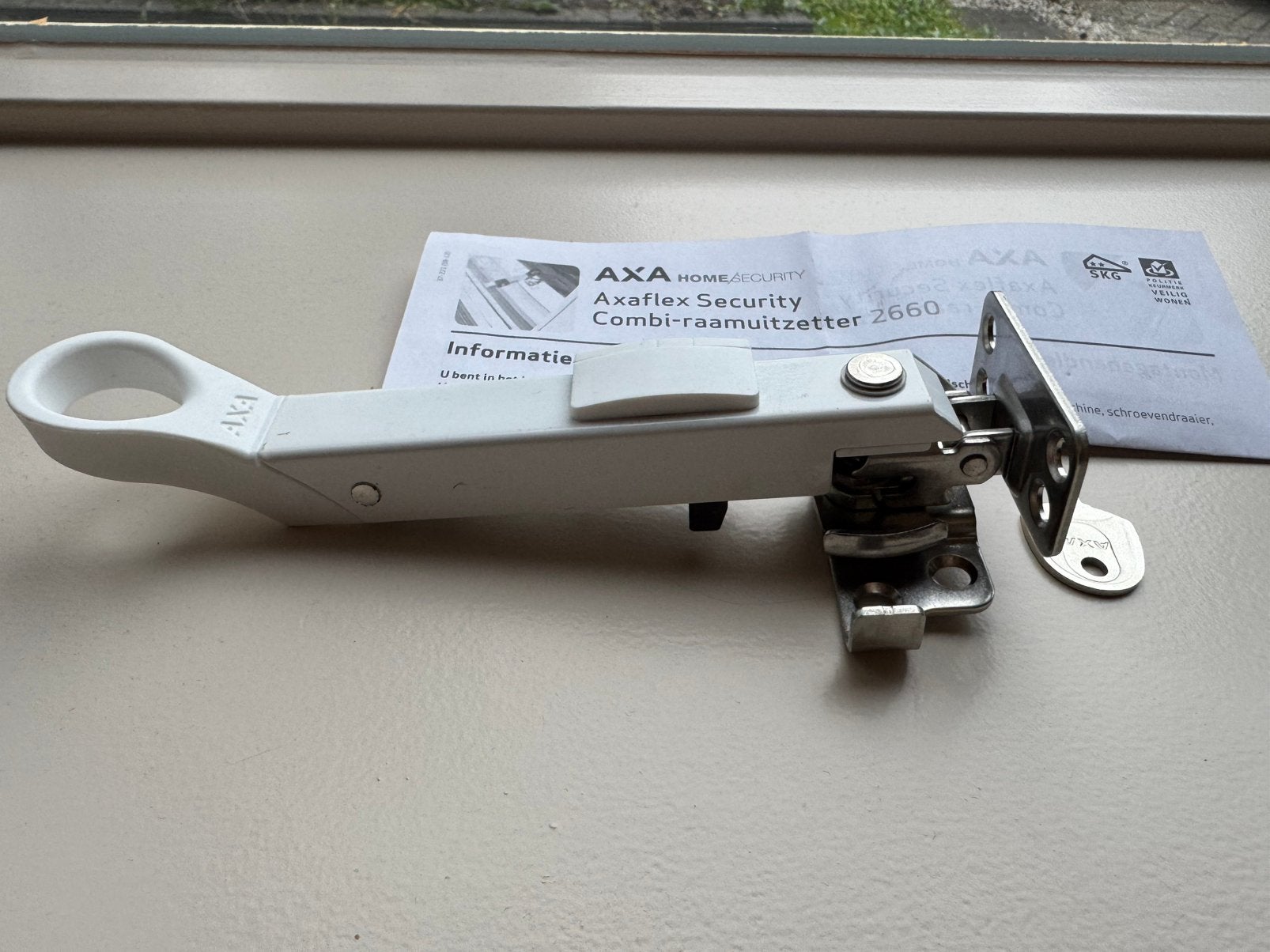 Axa combi raamuitzetter, Ophalen, Nieuw, Rvs, Slot