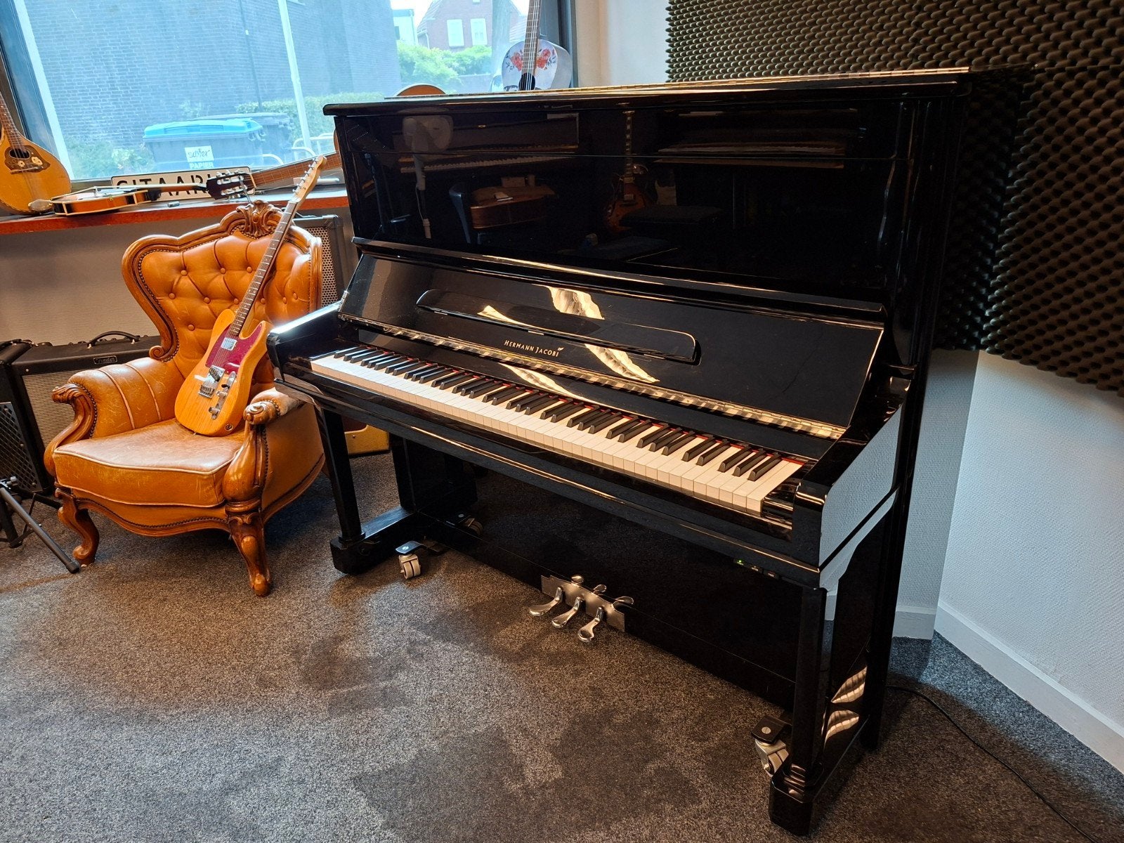 Hermann Jacobi 132, Ophalen, Gebruikt, Zwart, Piano