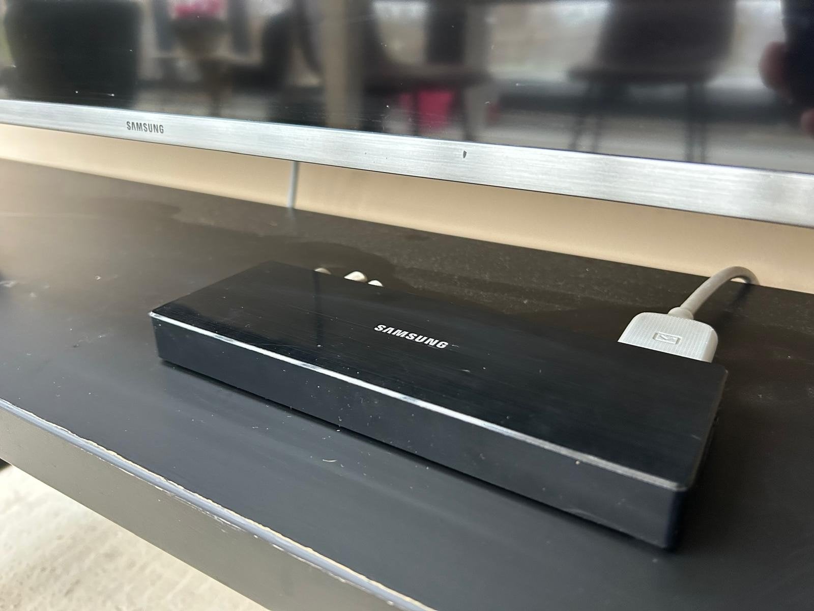 Foto 7 van Samsung 49 inch 4K Smart TV (UE49MU7000) 2017