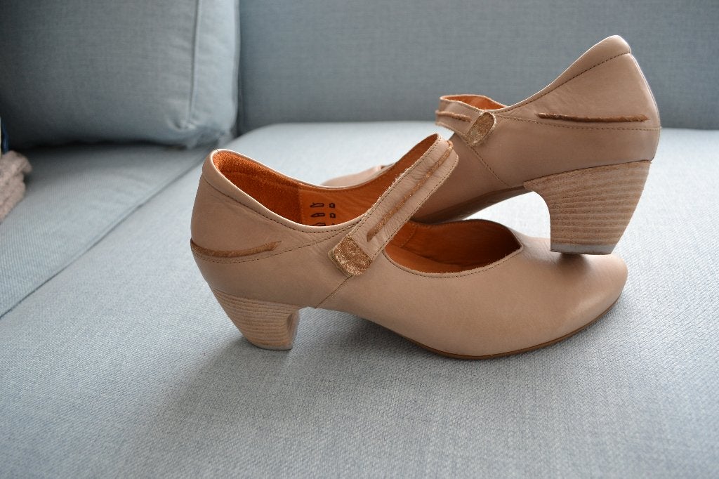 Think! pumps maat 41, Pumps, Beige, Think!, Nieuw