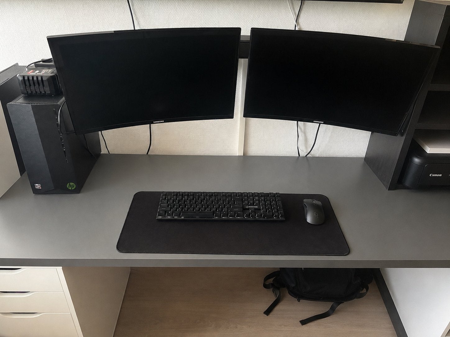 Game setup pc beeldscherm en bureau!, Ophalen, 8 GB, Zo goed als nieuw, Gaming