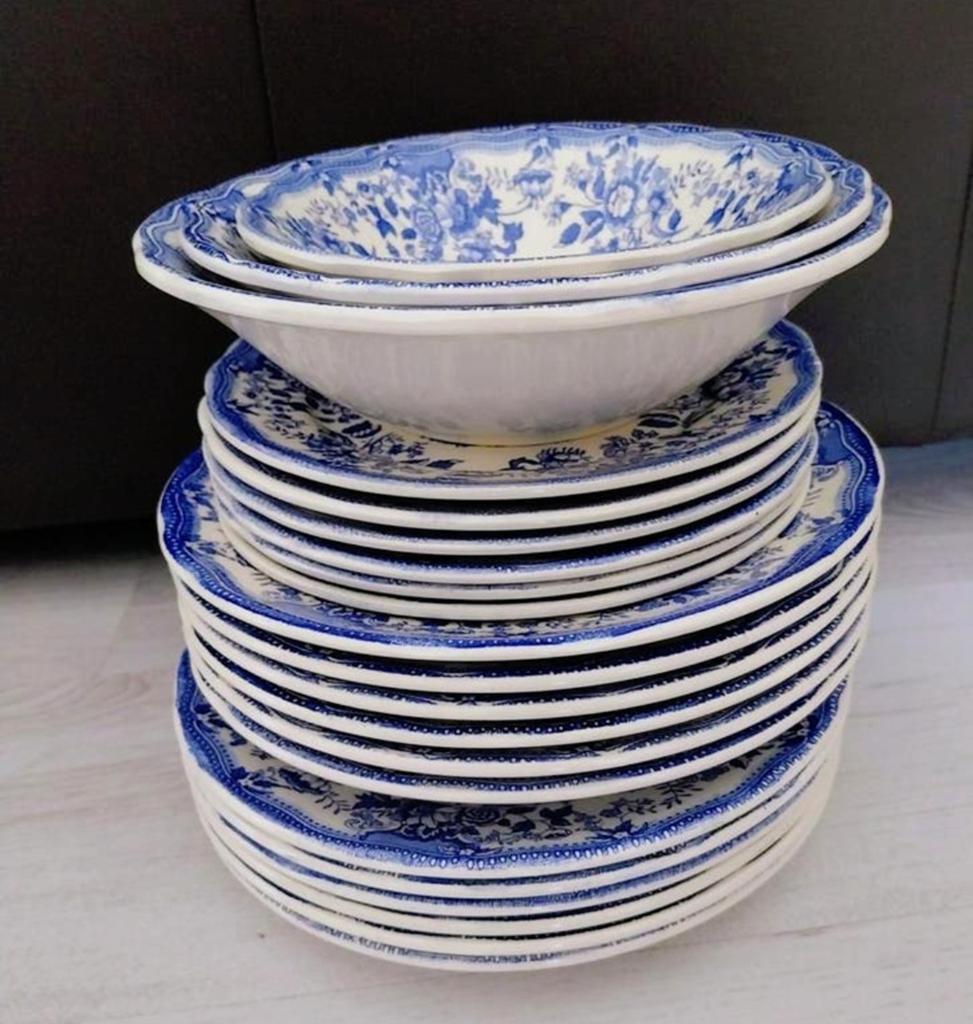 Vintage Engelse  borden service, Ophalen, Zo goed als nieuw, Overige stijlen, Bord(en)