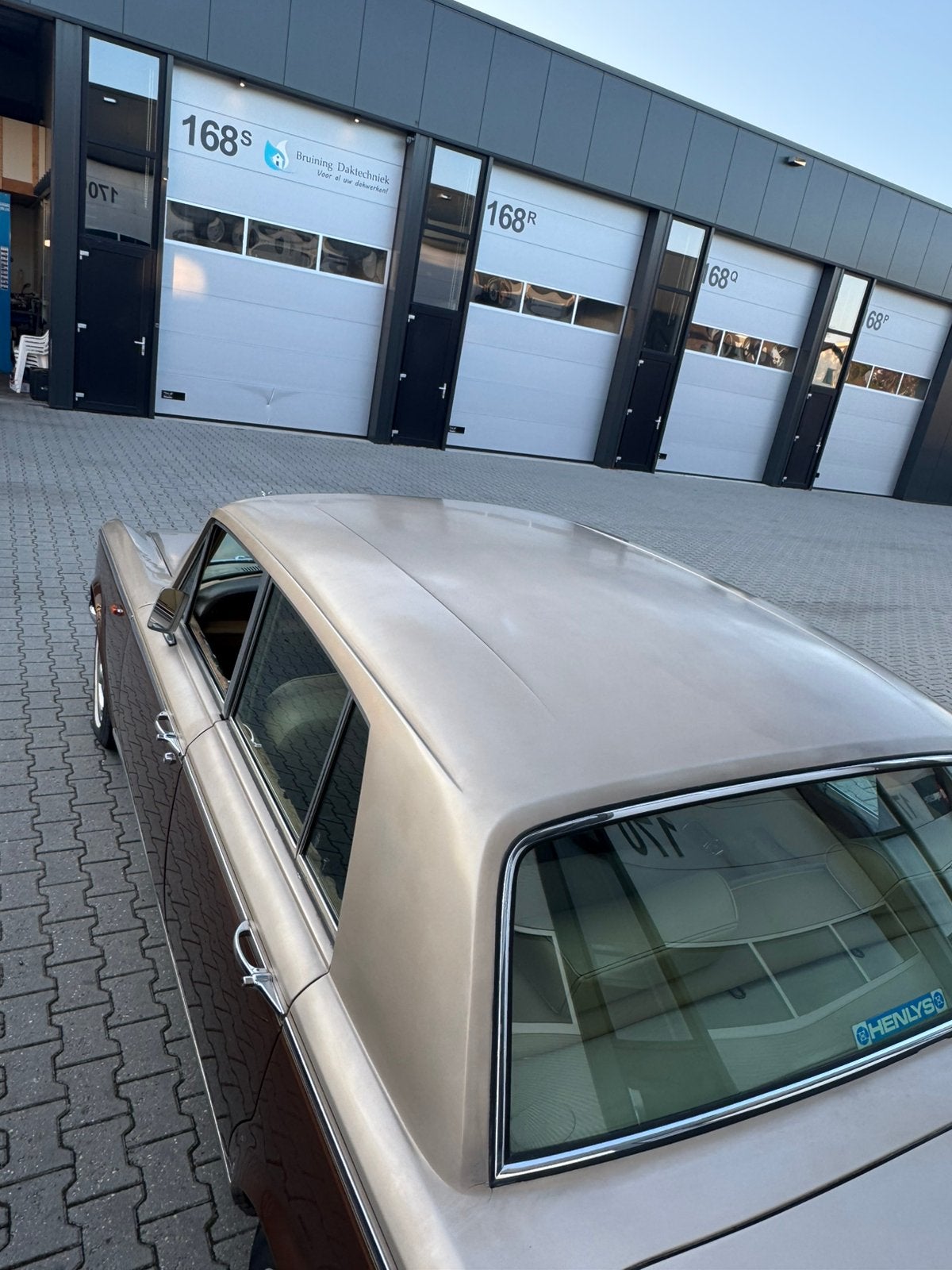 Rolls-Royce Silver Shadow 6.7 AUT 1976 Beige/bruin, foto 7