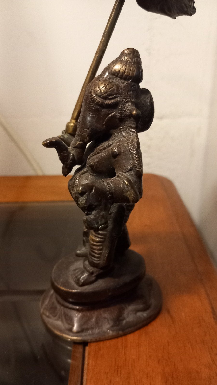 Antiek bronzen Ganesha beeldje met parasol, Ophalen of Verzenden