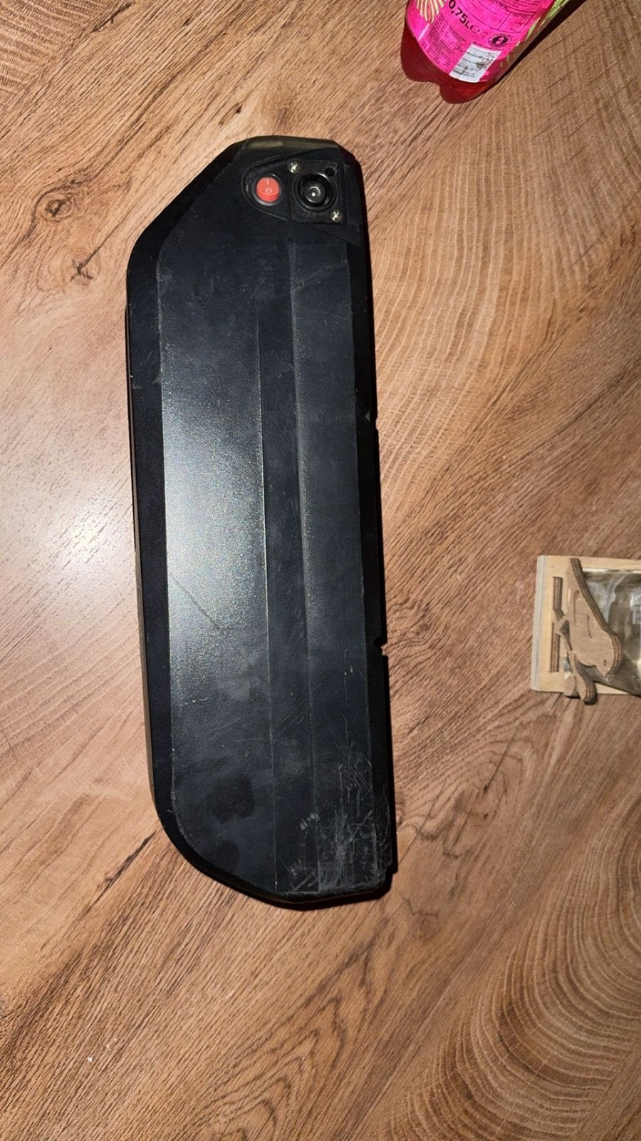 V8 accu zonder accu slot en oplaad klepje, Ophalen, Gebruikt