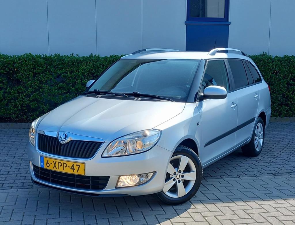 SKODA Fabia Combi 1.2 TSI 86pk Drive Navigatie/Clima/Pdc, Auto's, Skoda, Bedrijf, Te koop, Fabia, ABS, Airbags, Airconditioning