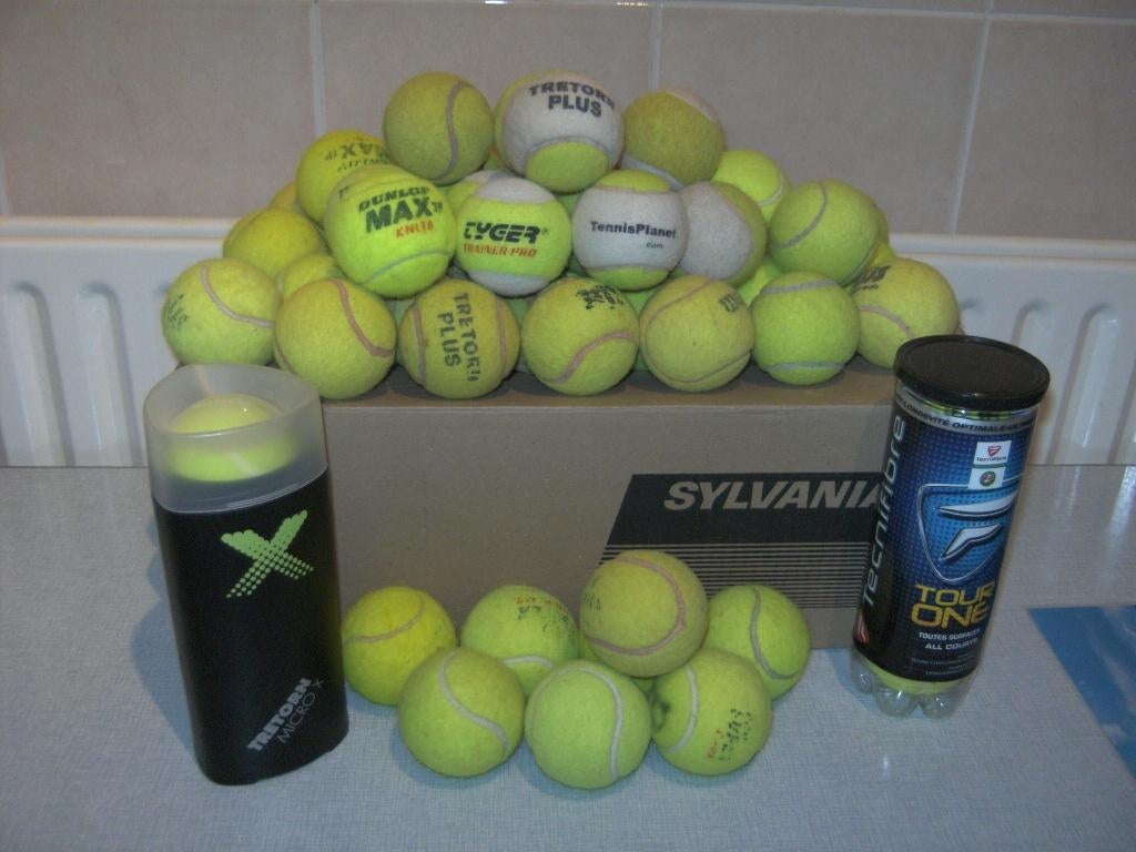 gebruikte tennisballen in goede staat, Dieren en Toebehoren, Hondenspeelgoed, Ophalen of Verzenden, Gebruikt, Hondenballen