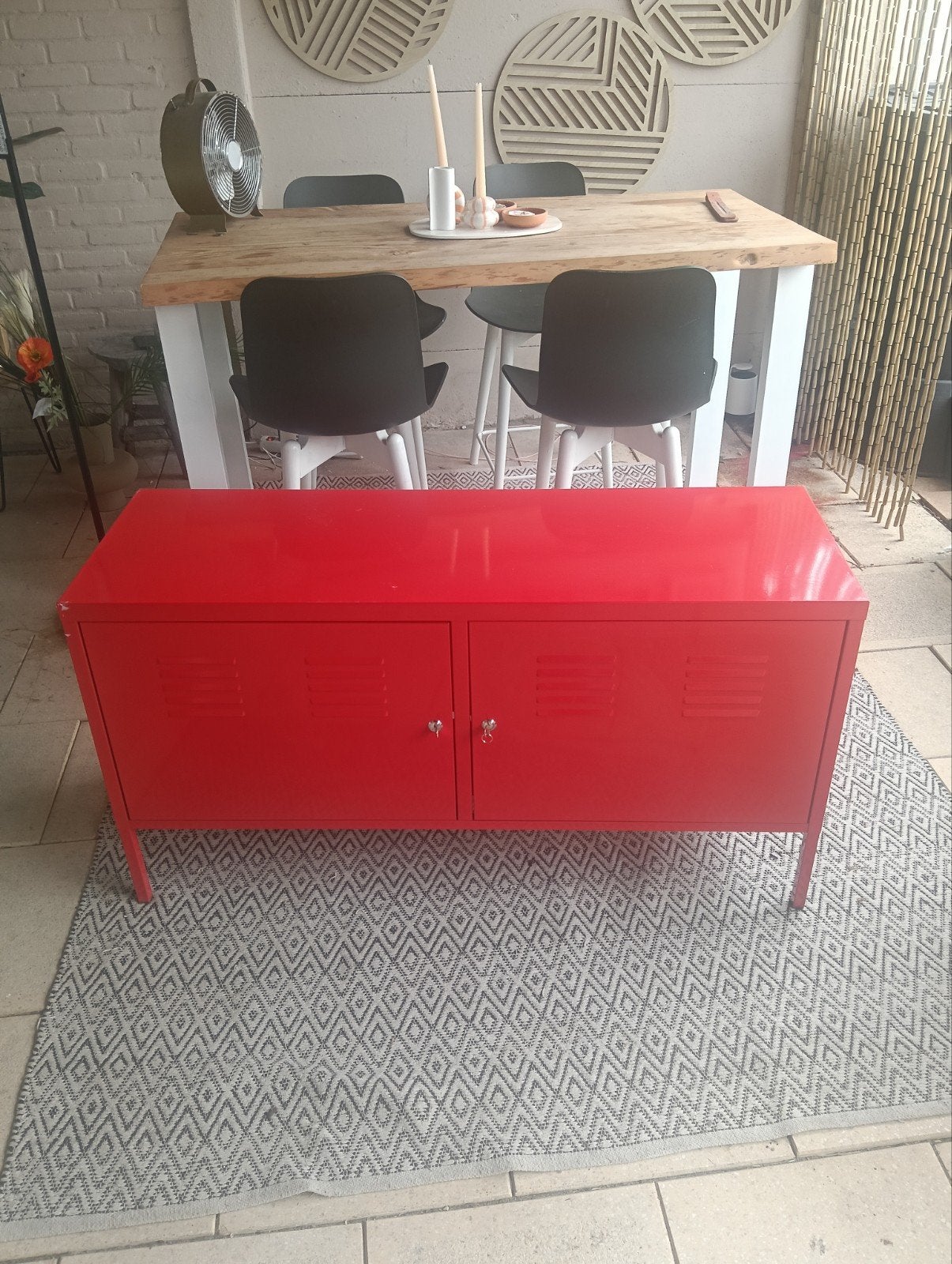 Rood metalen kastje -, Ophalen, Gebruikt