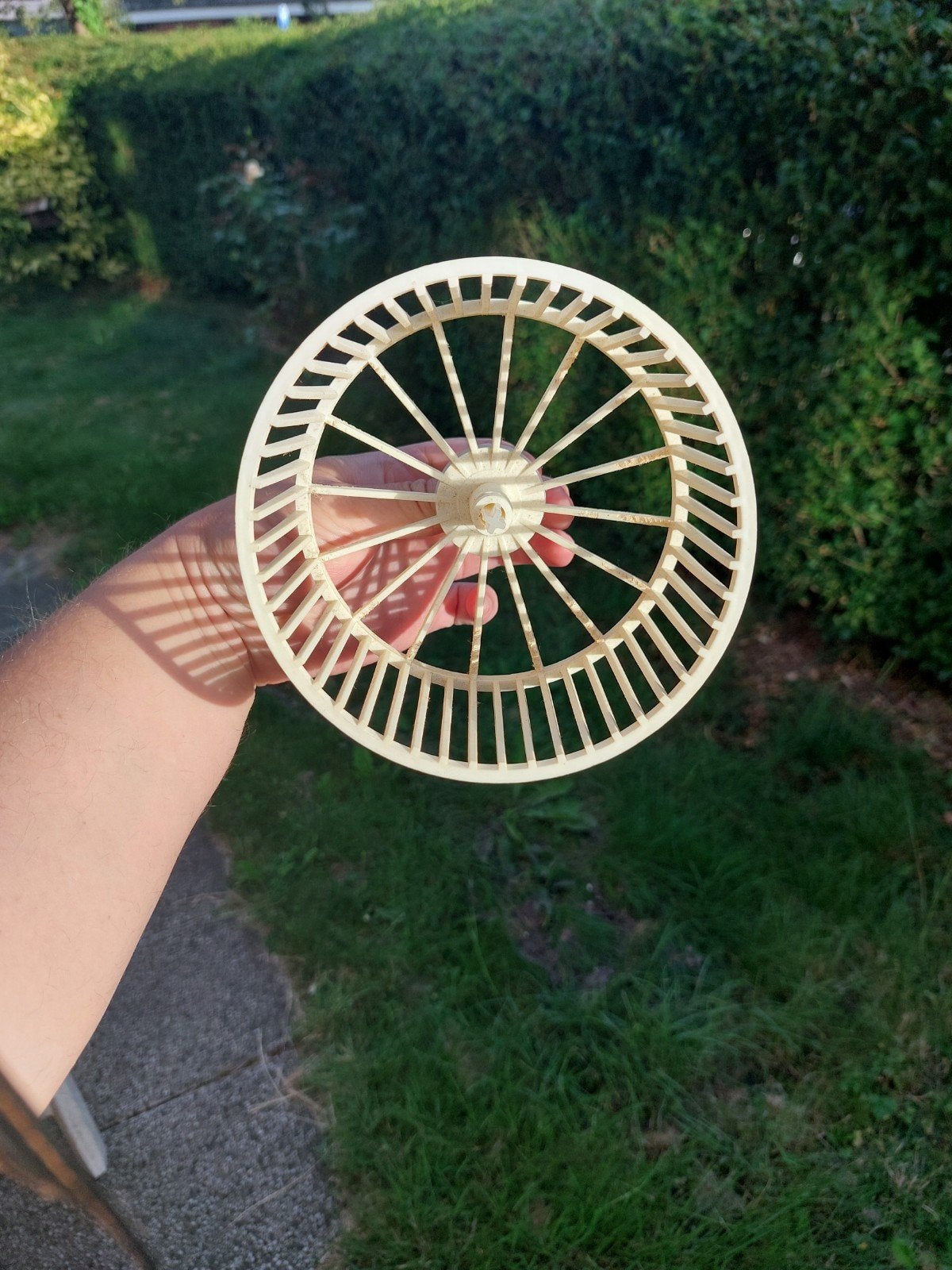 Hamster draai molen op halen, Ophalen
