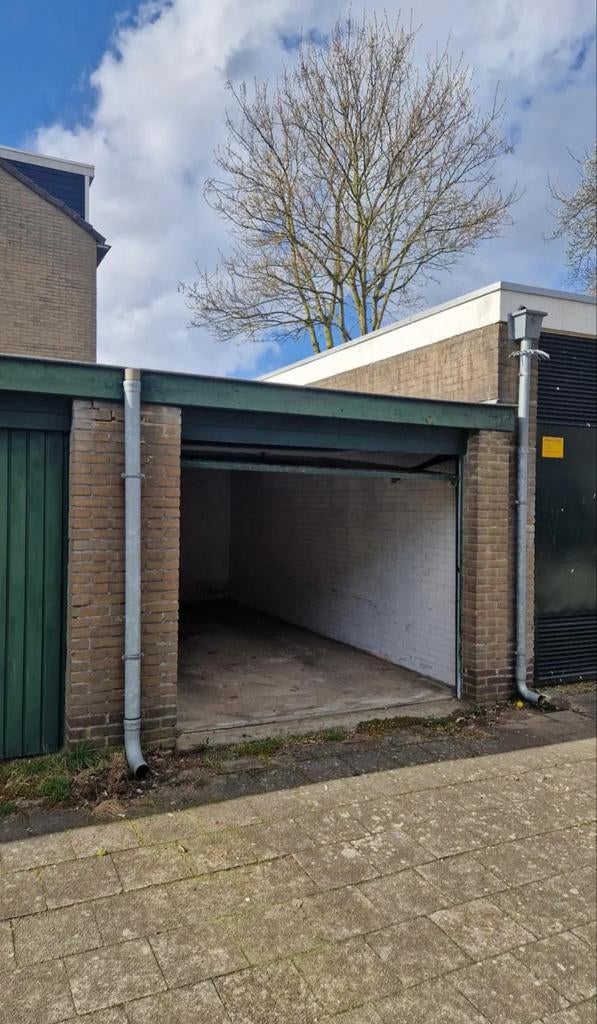 Garagebox te huur Utrecht Overvecht, Huizen en Kamers, Kamers te huur, Utrecht