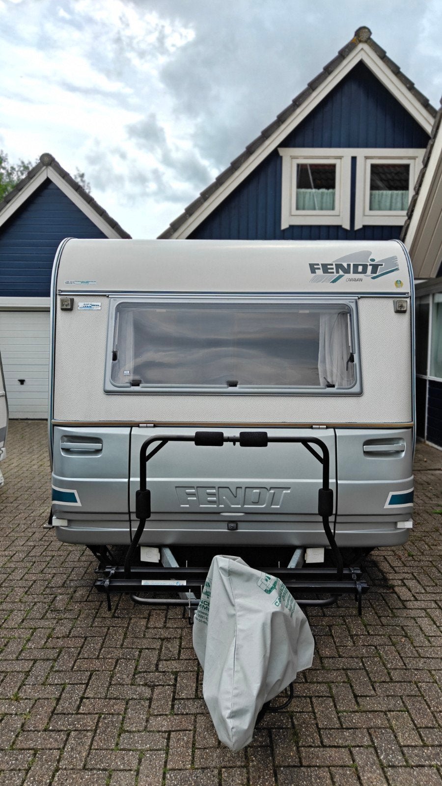 Caravan Fendt Karaat 470 TF, Schokbreker, Rondzit, Particulier, Tot en met 4