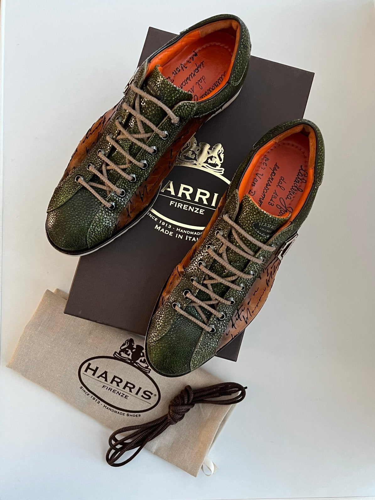 Harris sneakers, Ophalen, Zo goed als nieuw