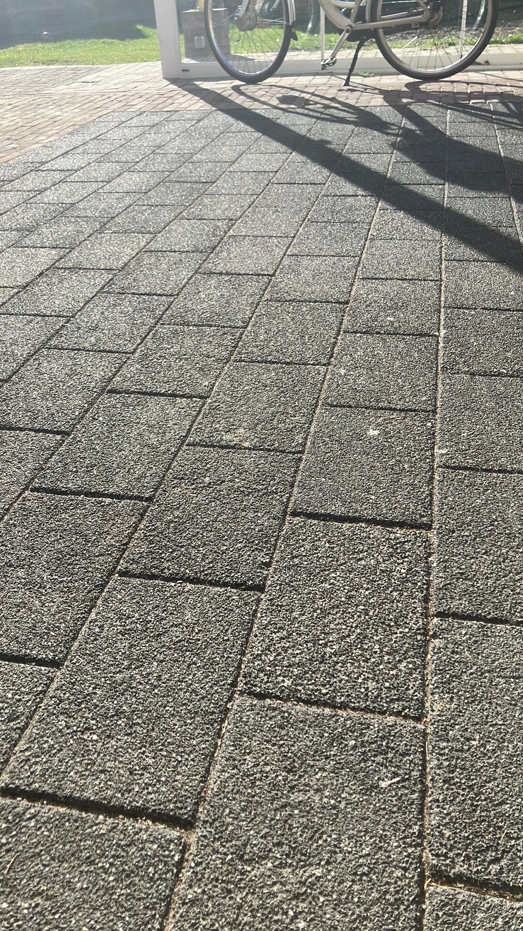 Gezocht; bestrating liefste meer dan 20 m2, Tuin en Terras, Ophalen, Zo goed als nieuw, Beton, Terrastegels