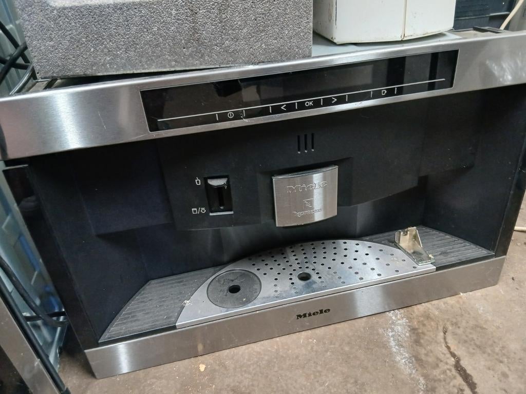 Miele inbouw koffiemachine machine, 10 kopjes of meer, Ophalen, Koffiemachine