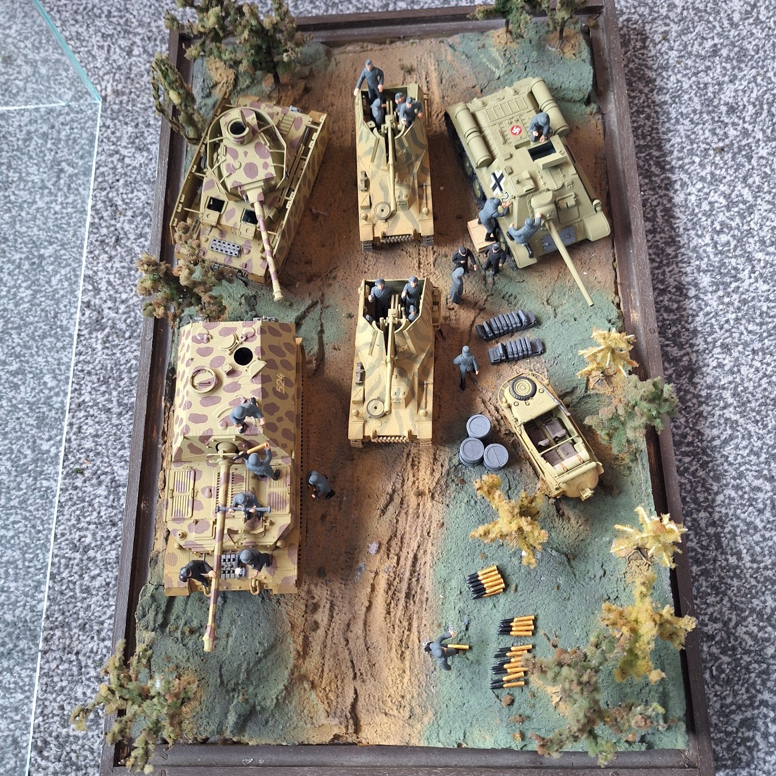 Diorama WWII. Schaal 1:48, Ophalen, 1:35 tot 1:50