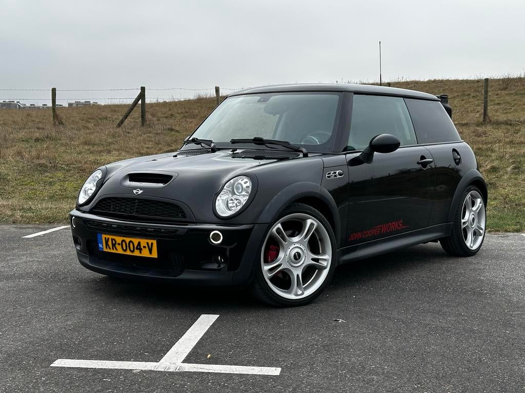 Mini Cooper S JCW 236PK, JCW kuipstoelen, Full option,, 4 stoelen, Zwart, 12 km/l, 204 pk