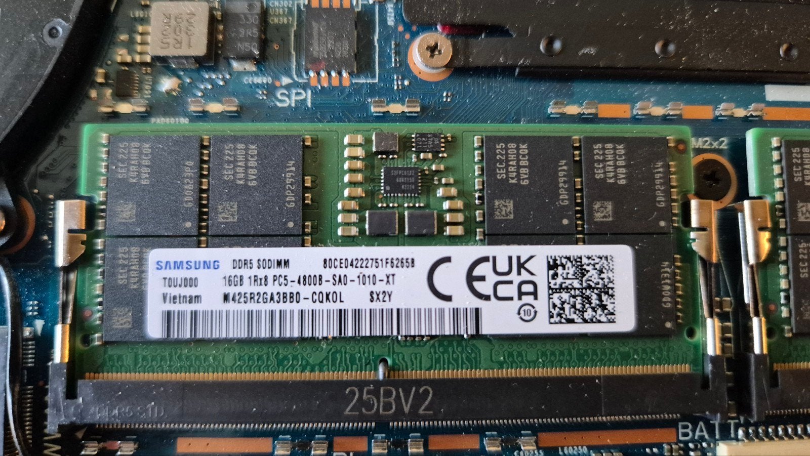 DDR5 2x 16GB RAM en NVMe
512GB SSD m.2, Computers en Software, RAM geheugen, Ophalen of Verzenden, Zo goed als nieuw, DDR5, Laptop