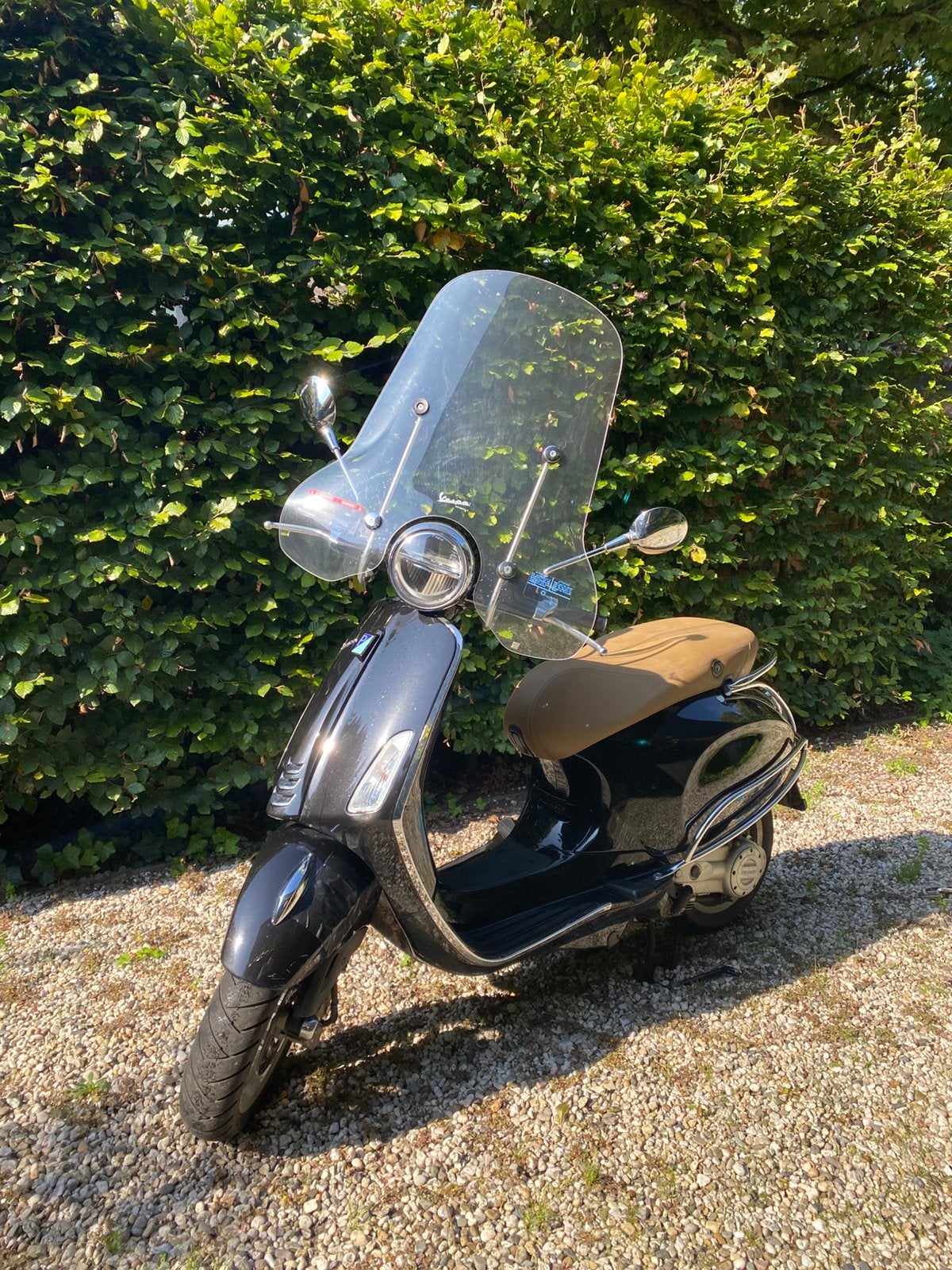 Vespa Primevera 2022 zwart geel kenteken, Ophalen, Overige modellen, Maximaal 45 km/u, Zo goed als nieuw