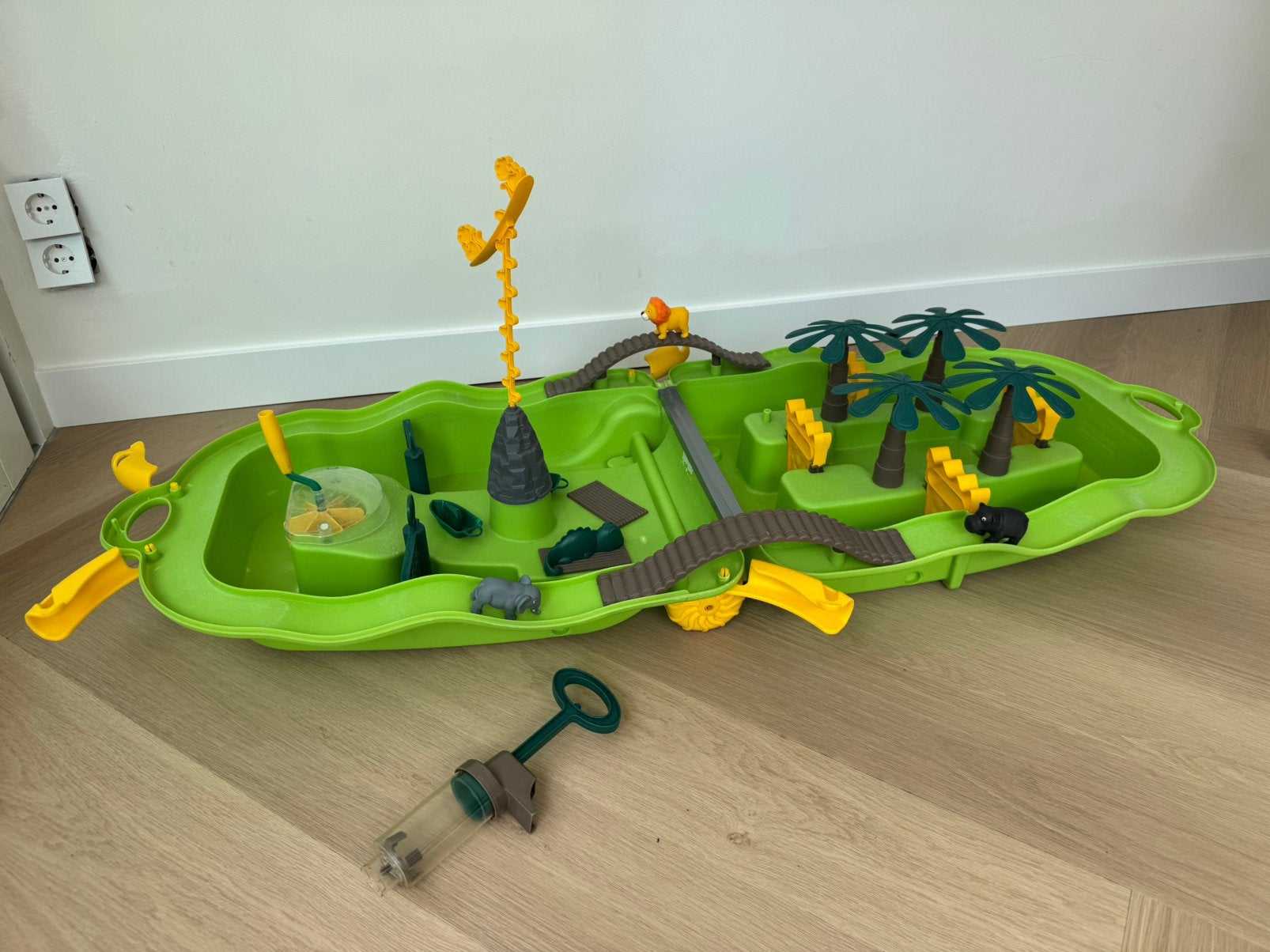 Watertafel jungle trolley 51x66.6x21.5 cm, Ophalen, Gebruikt