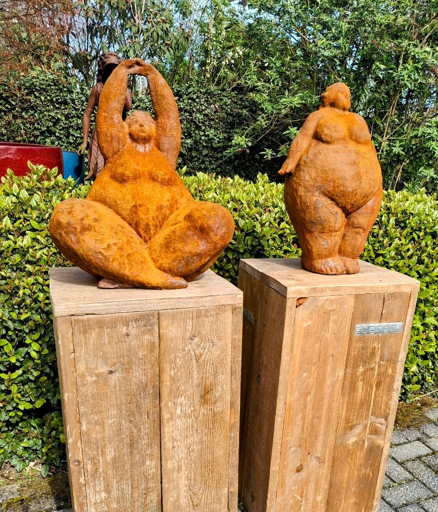 De grote gietijzeren dikke dames zijn weer binnen xxl., Ophalen, Nieuw, Metaal, Mensenbeeld