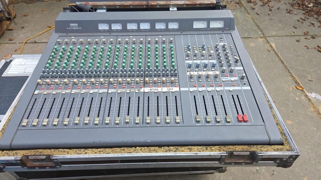 Yamaha mc1604 mk2 mengtafel, Ophalen, Gebruikt