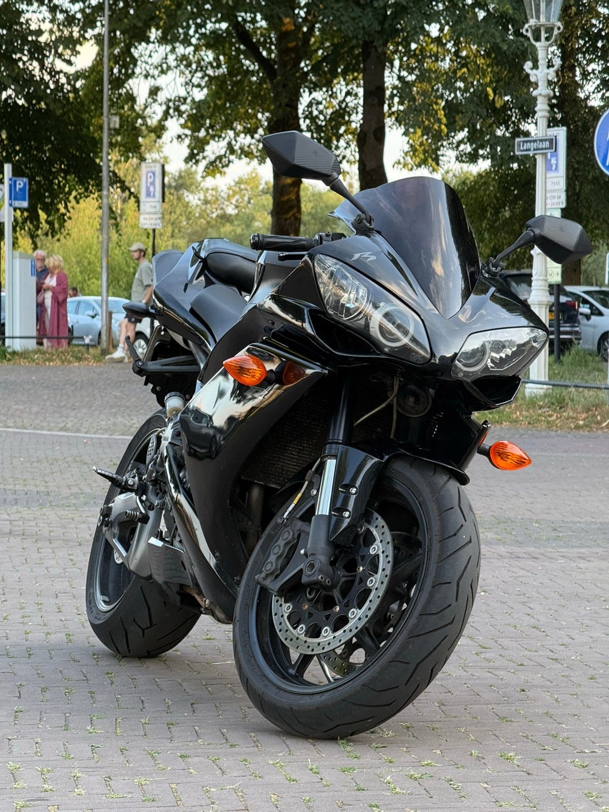 Sportieve Yamaha R1 - Zwart - goede staat, Motoren, Motoren | Yamaha, 4 cilinders, Motorrijbewijs A, Gebruikt, Super Sport